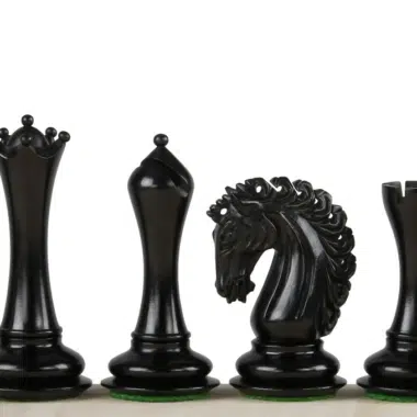 Détails élégants des pièces d'Échecs Empire Ébène 4,25" entièrement noires - Le Palais Des Echecs